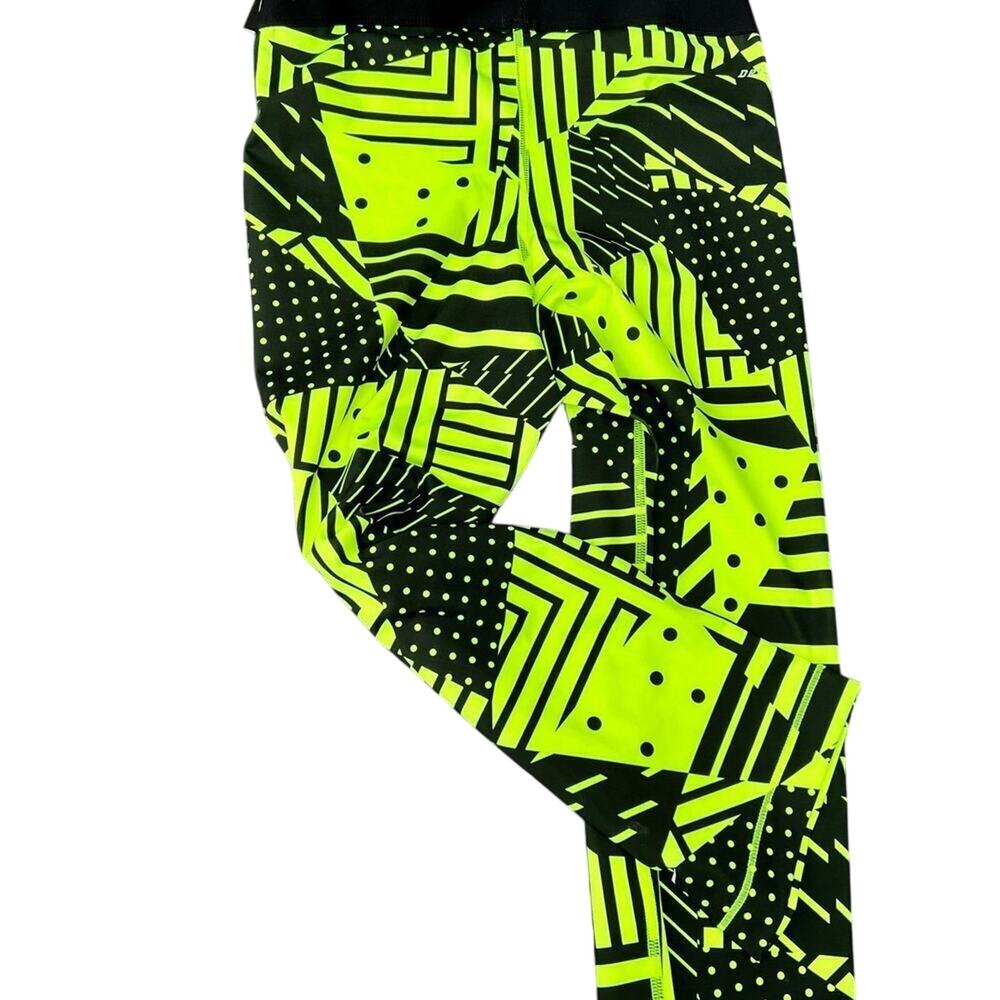 Nike PRO women’s size M, leggings, DRI-FIT black & lim, NWT